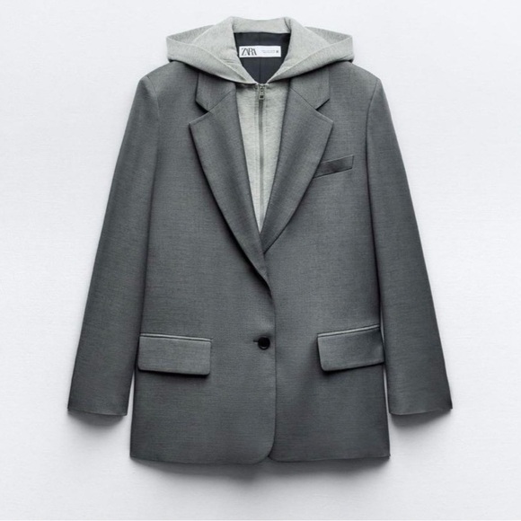 NWOT Zara hooded blazer with a contrasting grey plush fabric hood. S fits large. - Picture 3 of 7